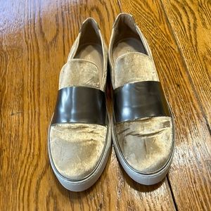Stuart Weitzman BoyBand Gold Gilt sneakers. Gold velour w/silver, Size 10.